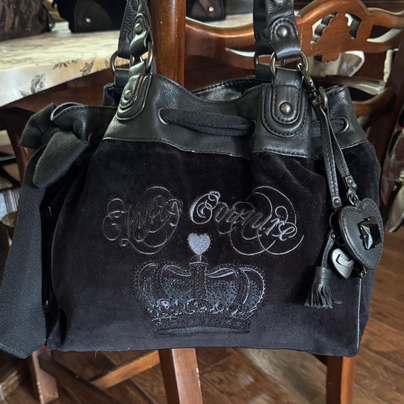 Juicy Couture Black Shoulder Bag with Crown Embroidery - Picture 9 of 9